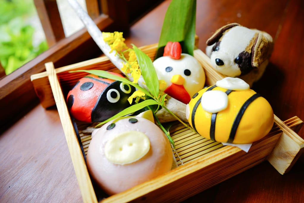 桃園｜青沐煮雨 人文茶館 (桃園77藝文町) 桃園火車站美食，在日式宿舍裡品嘗港式茶點