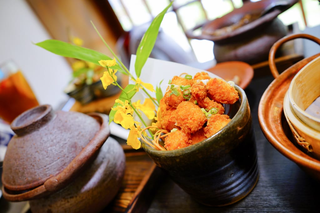桃園｜青沐煮雨 人文茶館 (桃園77藝文町) 桃園火車站美食，在日式宿舍裡品嘗港式茶點