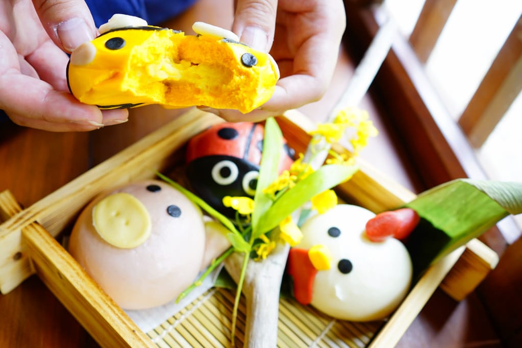 桃園｜青沐煮雨 人文茶館 (桃園77藝文町) 桃園火車站美食，在日式宿舍裡品嘗港式茶點