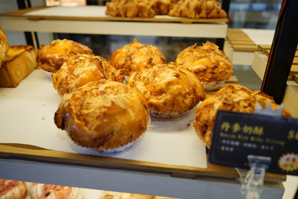 桃園｜許燕斌手作烘焙(桃園店) 水果系列高纖麵包、夏日法式冰淇淋麵包、髒髒包推薦！