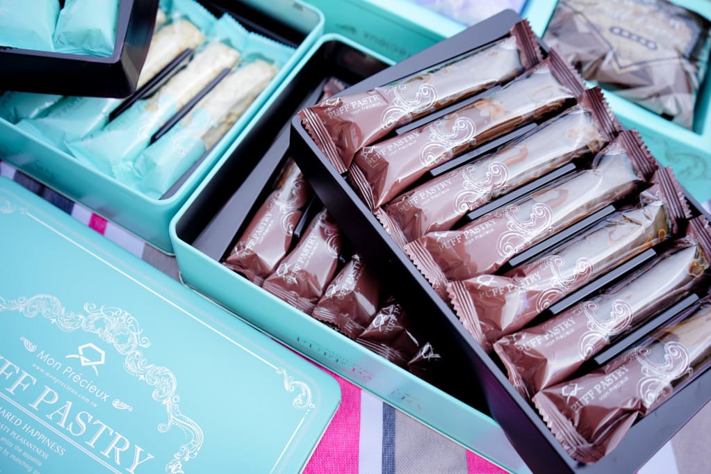 伴手禮｜萌焙司法式千層酥 超人氣團購零食、中秋節伴手禮推薦！！