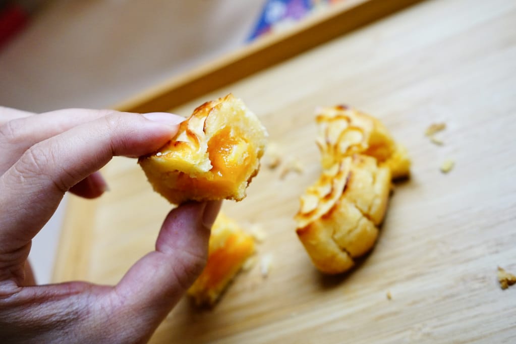 伴手禮|新竹法樂公爵手工坊中秋禮盒 黃金流沙酥月餅、手工牛軋餅 - 第11張圖 伴手禮|新竹法樂公爵手工坊中秋禮盒 黃金流沙酥月餅、手工牛軋餅