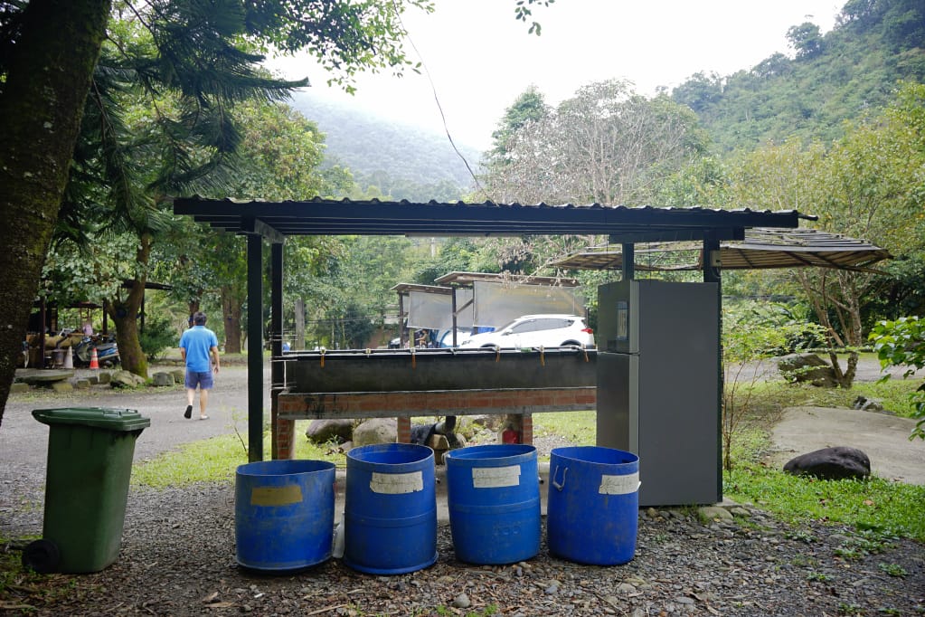 露營|新北坪林 綠野山林露營區 溪水露營地,玩水超方便! - 第10張圖 露營|新北坪林 綠野山林露營區 溪水露營地,玩水超方便!