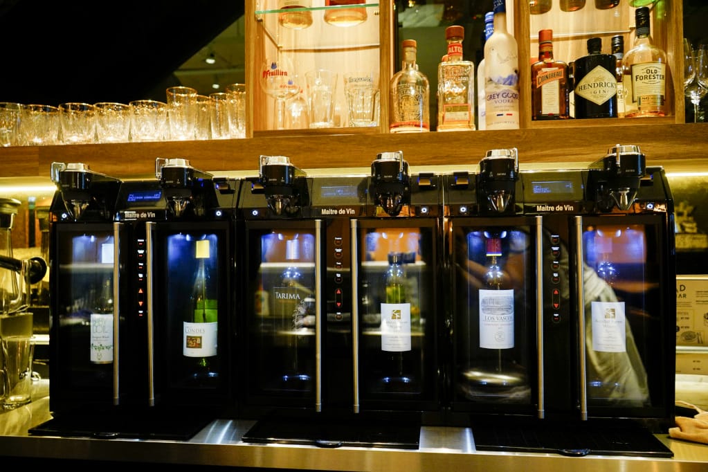 台北｜Nomad Bistro Bar 品嘗荷蘭特色菜 國父紀念館站 東區餐酒館推薦！