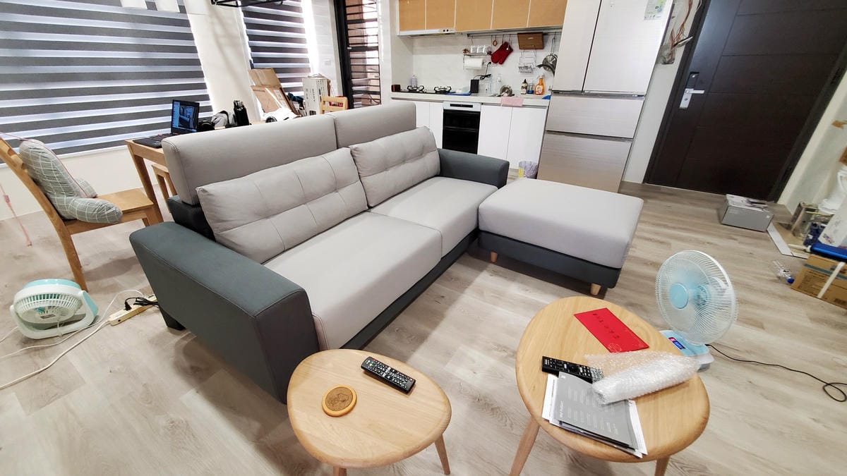 家具｜新家沙發開箱！新家園家具 30年在地沙發工廠 床墊、沙發訂製價格透明公開，款式多服務好！