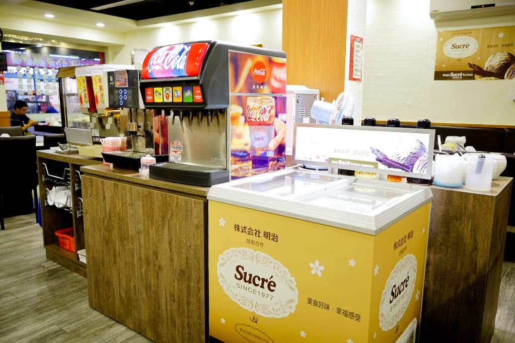新北｜八方悅日式涮涮鍋(新莊鴻金寶店) 熟成牛肉、平價海鮮火鍋