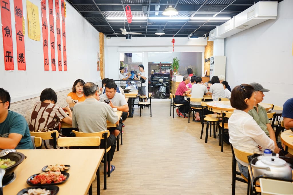 台南|錦城石頭火鍋 傳承30年好味道,用炒的火鍋最美味~ - 第5張圖 台南|錦城石頭火鍋 傳承30年好味道,用炒的火鍋最美味~