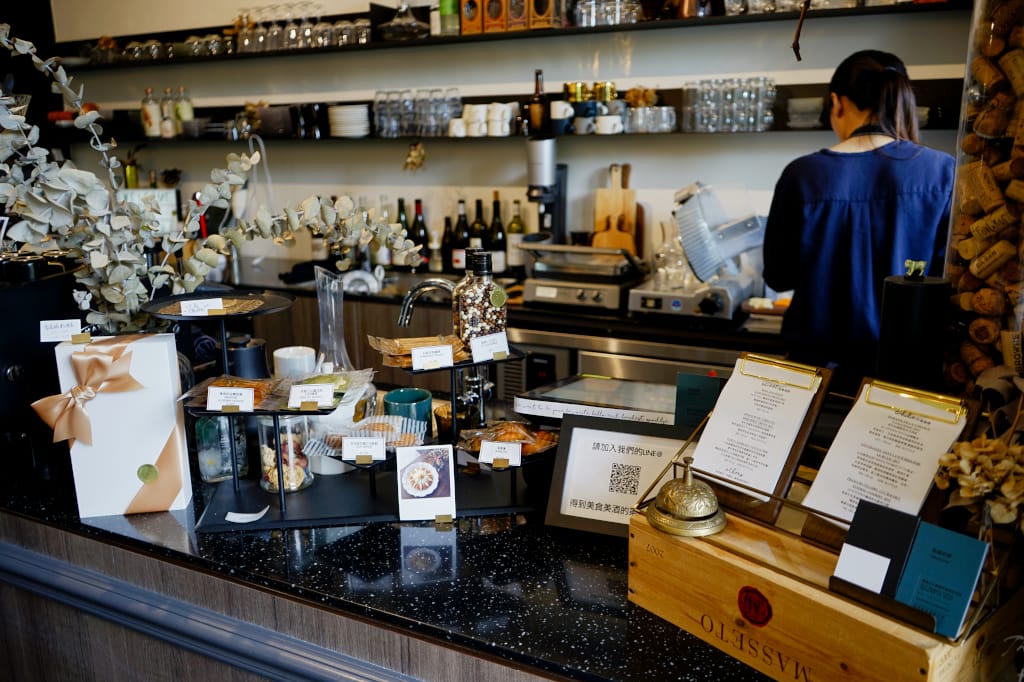 台南｜Sommwhere 那個那裡 酒食搭配概念甜點店