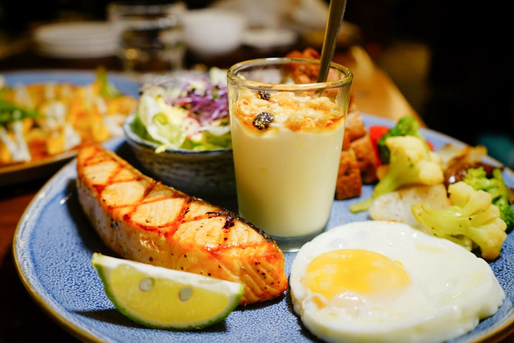 美食｜台北 Schumann’s Bistro No. 6 舒曼六號餐館(南京店) 德國豬腳、黑白啤酒 南京復興、小巨蛋聚餐餐廳推薦！