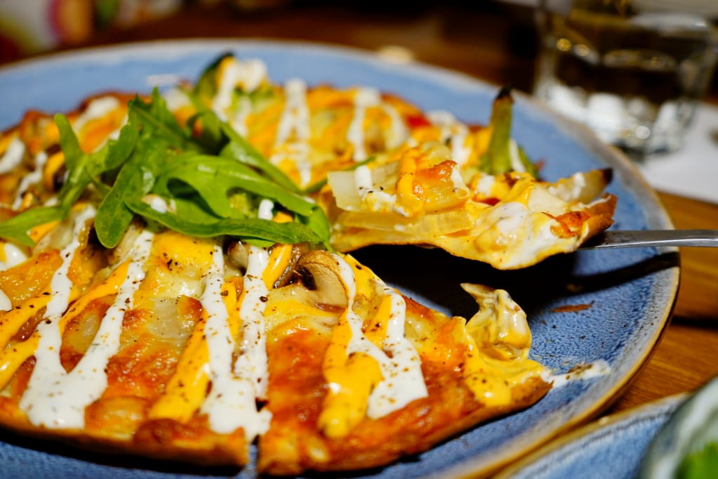 美食｜台北 Schumann’s Bistro No. 6 舒曼六號餐館(南京店) 德國豬腳、黑白啤酒 南京復興、小巨蛋聚餐餐廳推薦！
