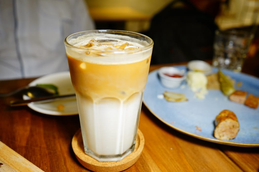 美食｜台北 Schumann’s Bistro No. 6 舒曼六號餐館(南京店) 德國豬腳、黑白啤酒 南京復興、小巨蛋聚餐餐廳推薦！