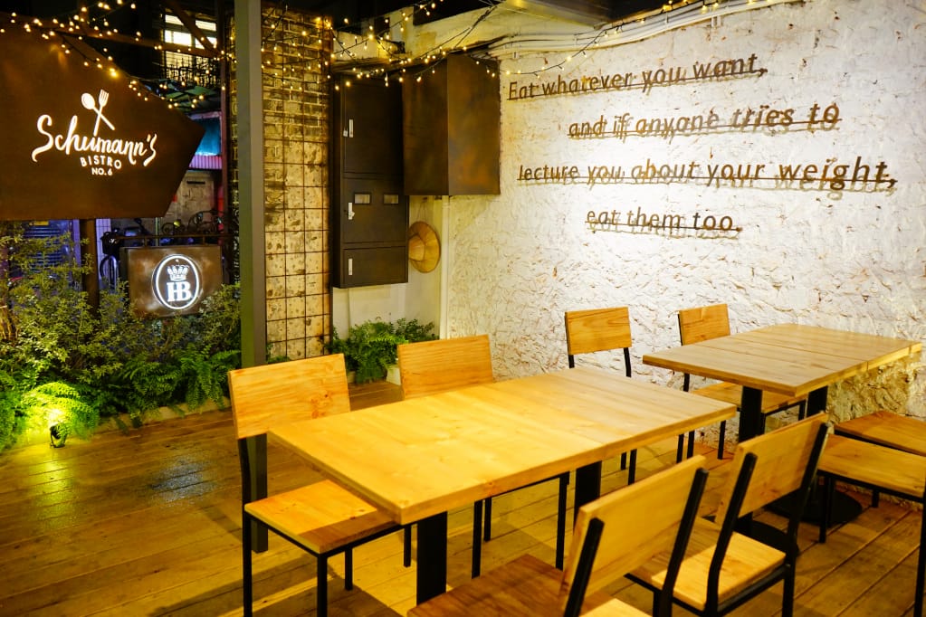 美食｜台北 Schumann’s Bistro No. 6 舒曼六號餐館(南京店) 德國豬腳、黑白啤酒 南京復興、小巨蛋聚餐餐廳推薦！