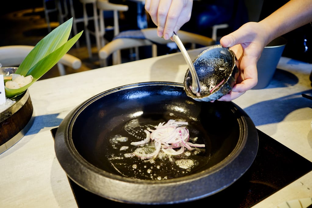 美食|新竹 山上走走 日式無菜單海鮮鍋物 活體海鮮+和牛只要$980,超高CP值再訪推薦! - 第14張圖 美食|新竹 山上走走 日式無菜單海鮮鍋物 活體海鮮+和牛只要$980,超高CP值再訪推薦!