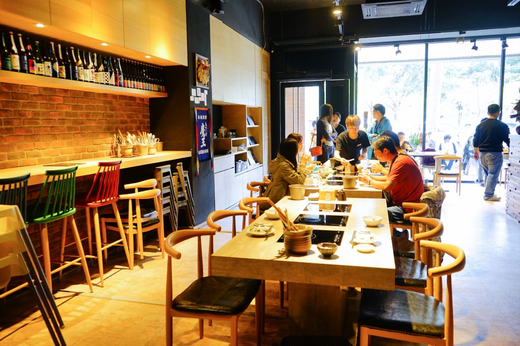 美食|新竹 山上走走 日式無菜單海鮮鍋物 活體海鮮+和牛只要$980,超高CP值再訪推薦! - 第4張圖 美食|新竹 山上走走 日式無菜單海鮮鍋物 活體海鮮+和牛只要$980,超高CP值再訪推薦!