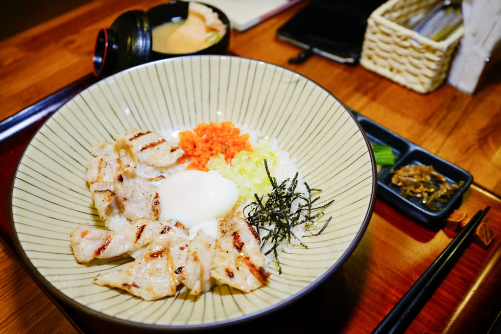 美食｜台北內湖 十五郎 日式・洋食餐廳 日本滑雪場小木屋用餐超有氣氛！