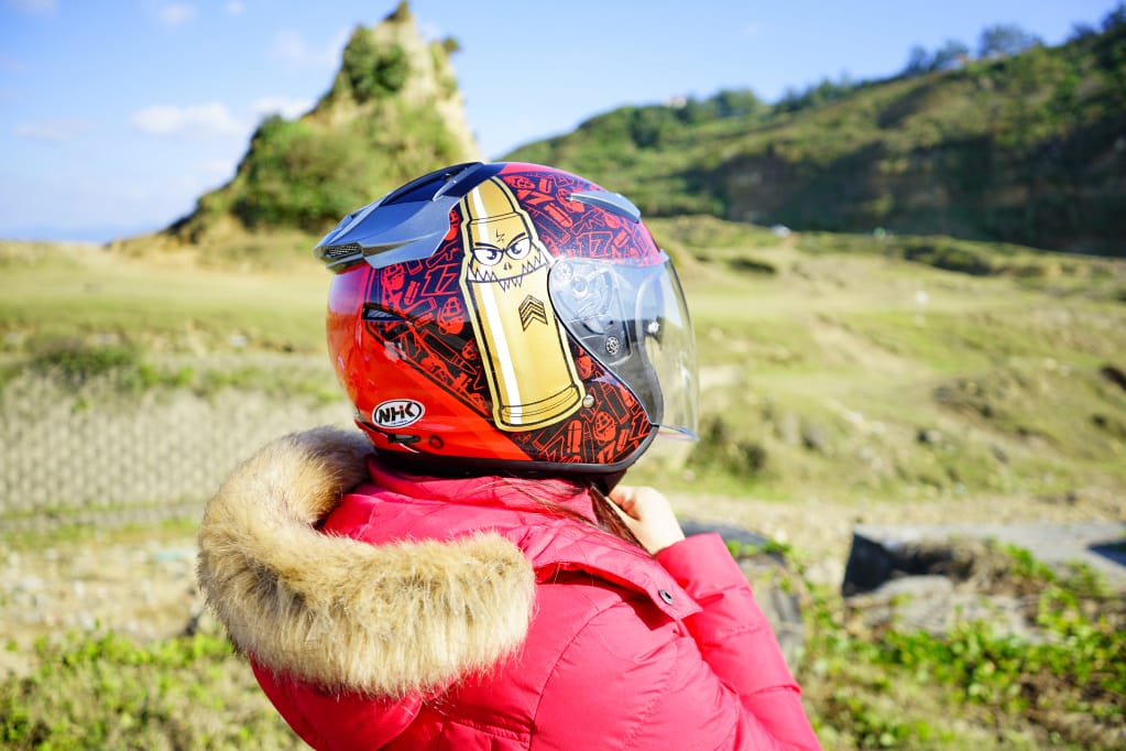 機車用品|NHK Helmets R1 MotoGP 車手專屬彩繪款 半罩式內墨鏡安全帽開箱! - 第5張圖 機車用品|NHK Helmets R1 MotoGP 車手專屬彩繪款 半罩式內墨鏡安全帽開箱!