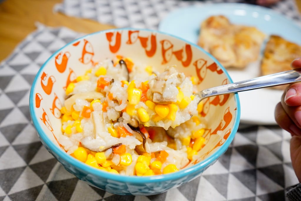 補品|彩燕純雞精 古法煉製滴雞精 年節伴手禮推薦!營養美味雞精粥食譜 - 第17張圖 補品|彩燕純雞精 古法煉製滴雞精 年節伴手禮推薦!營養美味雞精粥食譜