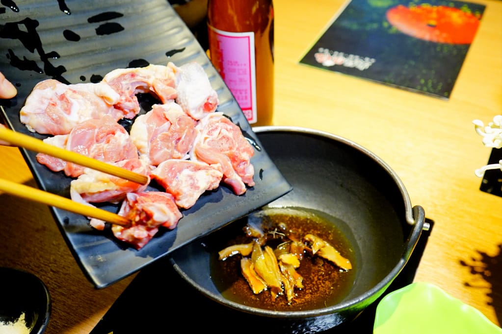 美食|新北汐止 火鍋很忙(大同店) 創意火鍋料理 現炒台式麻辣火鍋、麻油雞火鍋 - 第10張圖 美食|新北汐止 火鍋很忙(大同店) 創意火鍋料理 現炒台式麻辣火鍋、麻油雞火鍋