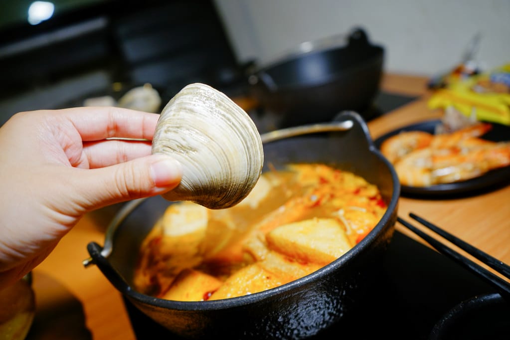美食|新北汐止 火鍋很忙(大同店) 創意火鍋料理 現炒台式麻辣火鍋、麻油雞火鍋 - 第27張圖 美食|新北汐止 火鍋很忙(大同店) 創意火鍋料理 現炒台式麻辣火鍋、麻油雞火鍋