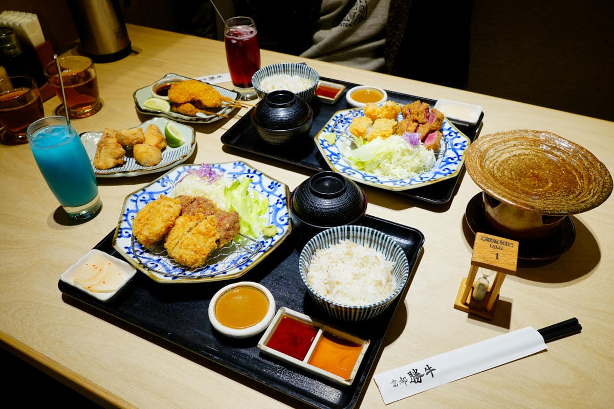 美食|台北 京都勝牛(台北京站店) 日本炸牛排名店 台北車站美食、京站美食推薦! - 第12張圖 美食|台北 京都勝牛(台北京站店) 日本炸牛排名店 台北車站美食、京站美食推薦!