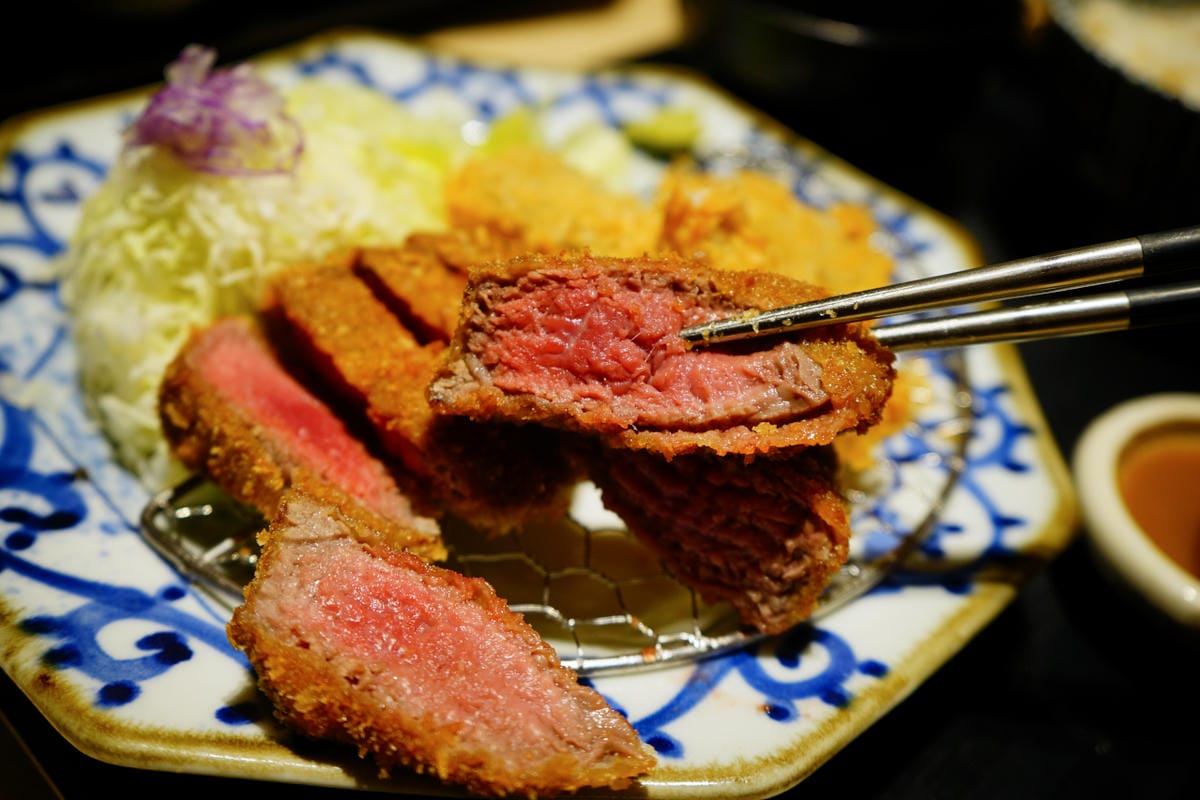 美食|台北 京都勝牛(台北京站店) 日本炸牛排名店 台北車站美食、京站美食推薦! - 第27張圖 美食|台北 京都勝牛(台北京站店) 日本炸牛排名店 台北車站美食、京站美食推薦!