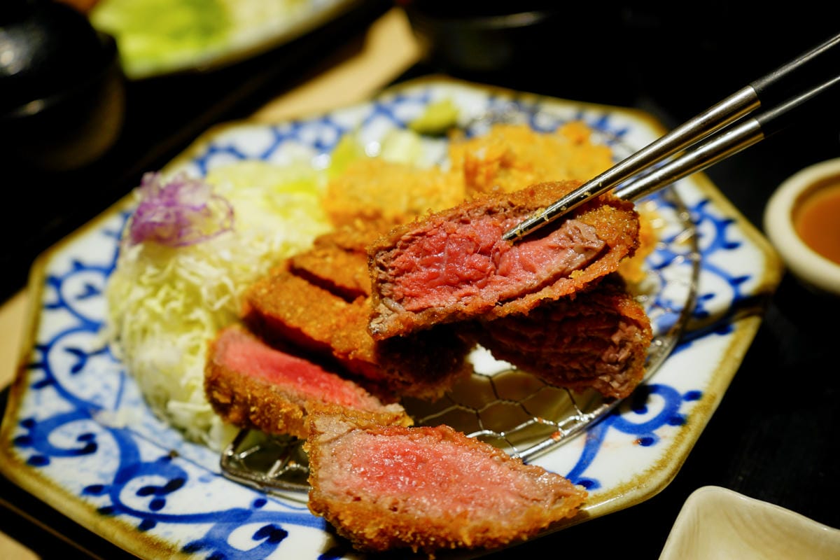 美食|台北 京都勝牛(台北京站店) 日本炸牛排名店 台北車站美食、京站美食推薦! - 第1張圖 美食|台北 京都勝牛(台北京站店) 日本炸牛排名店 台北車站美食、京站美食推薦!