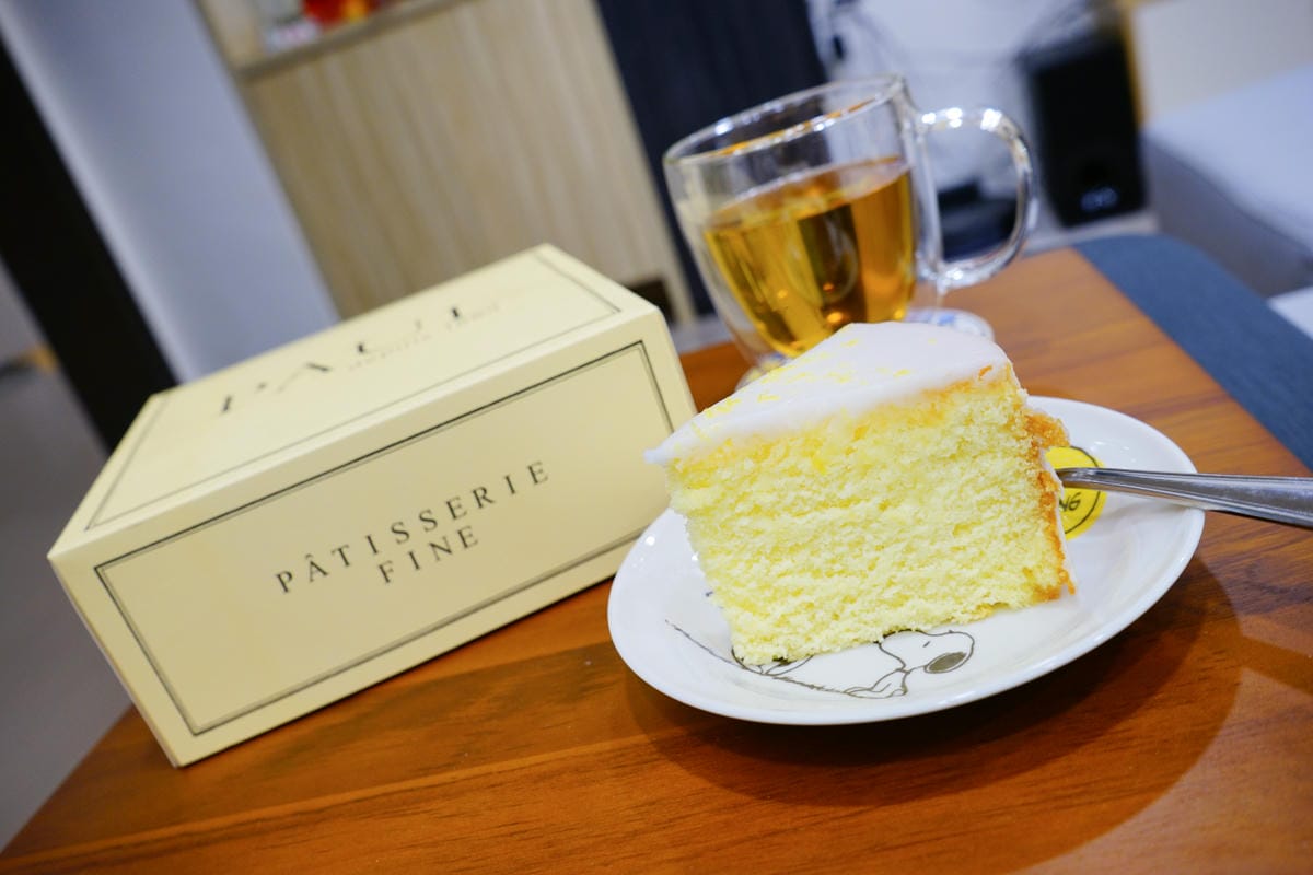 美食｜PAUL保羅麵包 宅配甜點-檸檬老奶奶蛋糕&法國進口馬卡龍禮盒 情人節安太座必備！