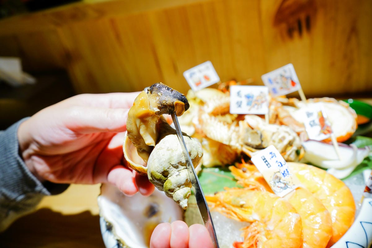 美食|台北 安東建一水產 海產專賣、手抓海鮮盤 海鮮控不能錯過,痛風也甘願! - 第17張圖 美食|台北 安東建一水產 海產專賣、手抓海鮮盤 海鮮控不能錯過,痛風也甘願!