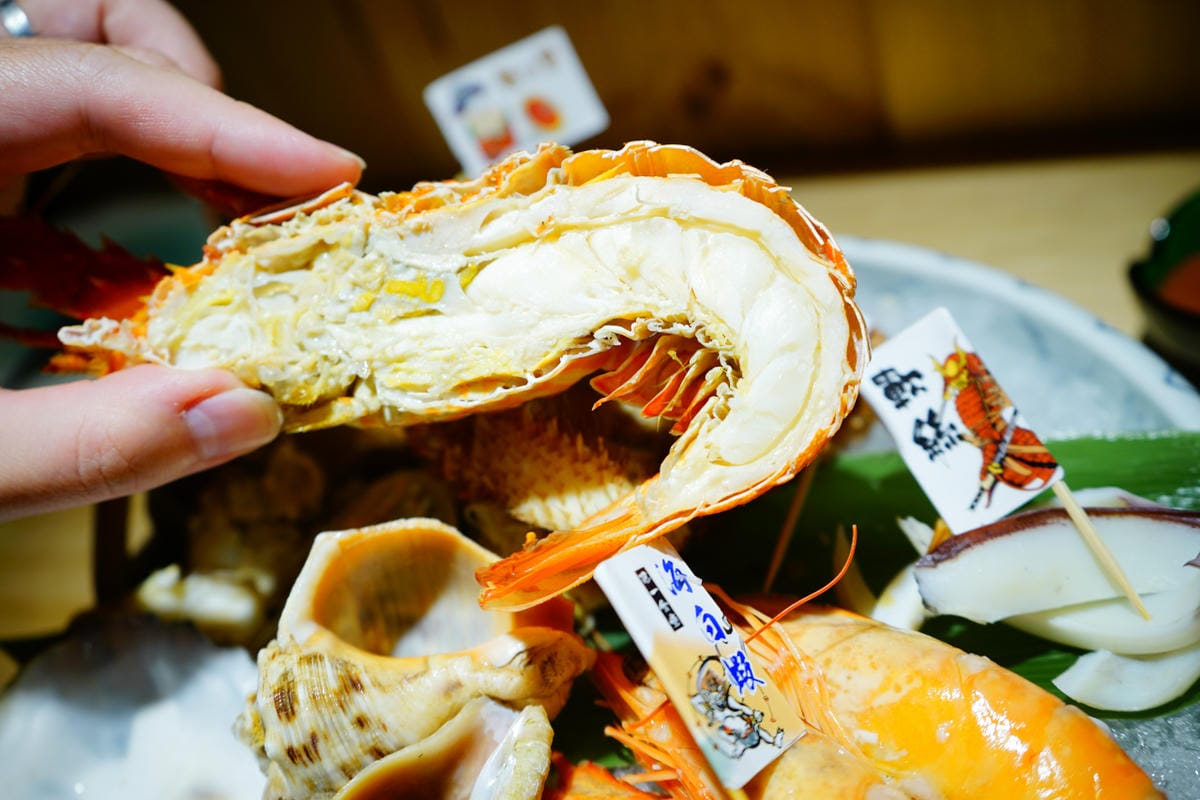 美食|台北 安東建一水產 海產專賣、手抓海鮮盤 海鮮控不能錯過,痛風也甘願! - 第23張圖 美食|台北 安東建一水產 海產專賣、手抓海鮮盤 海鮮控不能錯過,痛風也甘願!