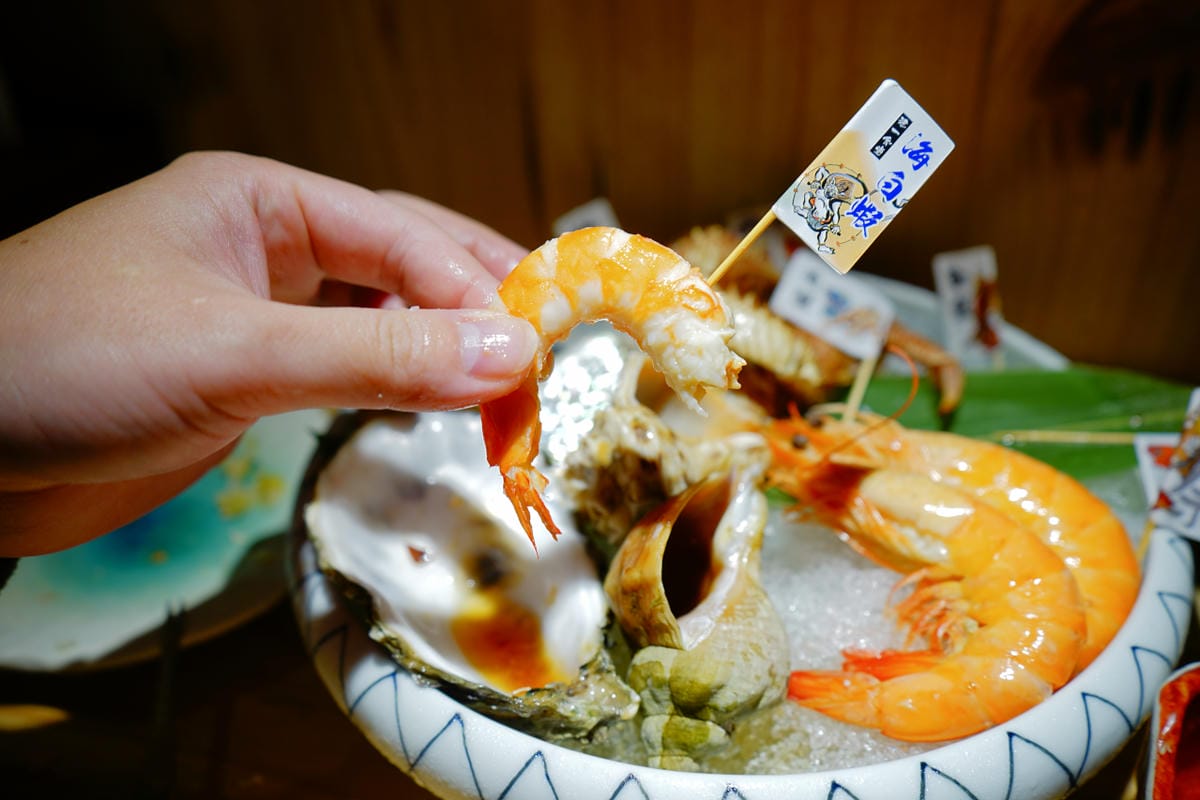美食|台北 安東建一水產 海產專賣、手抓海鮮盤 海鮮控不能錯過,痛風也甘願! - 第25張圖 美食|台北 安東建一水產 海產專賣、手抓海鮮盤 海鮮控不能錯過,痛風也甘願!