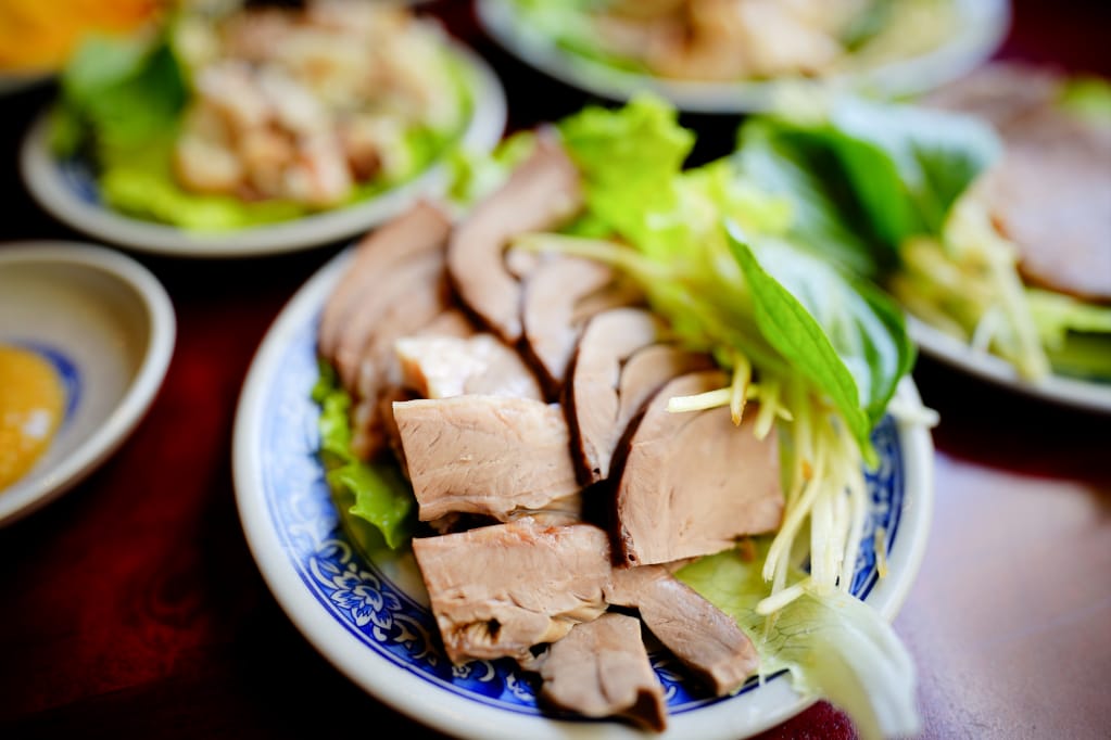 美食｜桃園平鎮 辛梅小吃店 阿嬤的味道 古早味客家老麵店，實實在在一碗麵 平鎮小吃推薦！