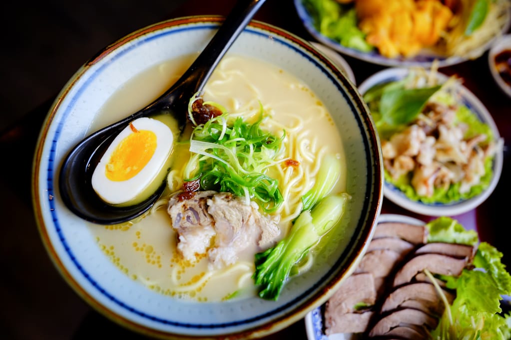 美食｜桃園平鎮 辛梅小吃店 阿嬤的味道 古早味客家老麵店，實實在在一碗麵 平鎮小吃推薦！