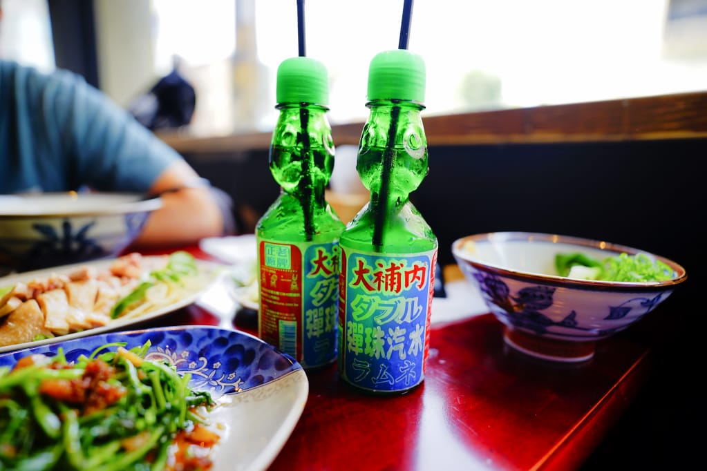 美食｜桃園平鎮 辛梅小吃店 阿嬤的味道 古早味客家老麵店，實實在在一碗麵 平鎮小吃推薦！