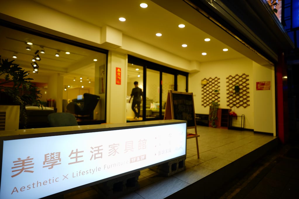家具｜寄居蟹家具館(內湖店) 台北家具推薦！客製化貓抓布沙發選擇、沙發及床墊推薦