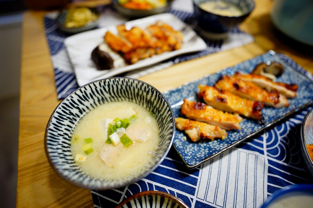 料理｜十全味噌 零失敗味噌食譜 鮭魚豆皮豆腐味噌湯+味噌烤雞腿 在家也能享受日式定食！