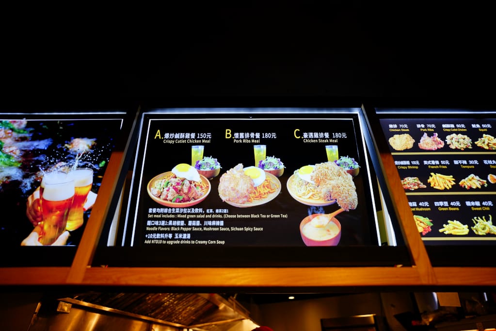 美食｜台北大同區 開小伙 宵夜、炸雞、鐵板麵 200元外送服務 近寧夏夜市消夜美食推薦！