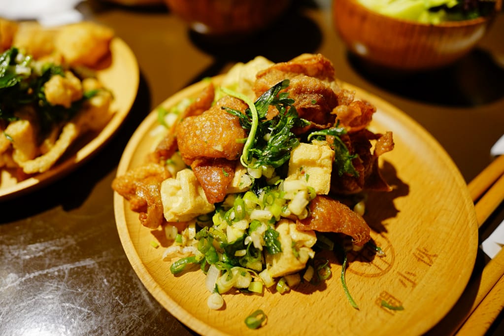 美食｜台北大同區 開小伙 宵夜、炸雞、鐵板麵 200元外送服務 近寧夏夜市消夜美食推薦！