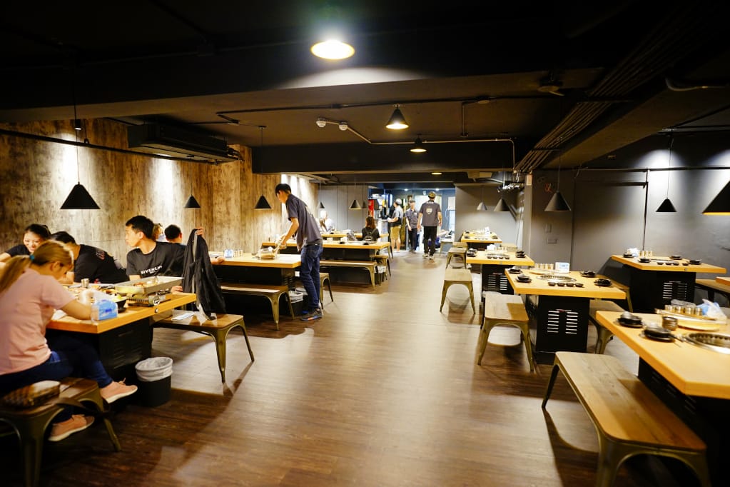美食|新北板橋 燒肉殿(板橋旗艦店) 高檔海鮮、日本和牛、澳洲和牛燒肉吃到飽 板橋吃到飽餐廳推薦! - 第3張圖 美食|新北板橋 燒肉殿(板橋旗艦店) 高檔海鮮、日本和牛、澳洲和牛燒肉吃到飽 板橋吃到飽餐廳推薦!