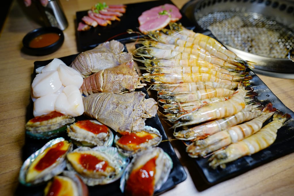 美食|新北板橋 燒肉殿(板橋旗艦店) 高檔海鮮、日本和牛、澳洲和牛燒肉吃到飽 板橋吃到飽餐廳推薦! - 第25張圖 美食|新北板橋 燒肉殿(板橋旗艦店) 高檔海鮮、日本和牛、澳洲和牛燒肉吃到飽 板橋吃到飽餐廳推薦!