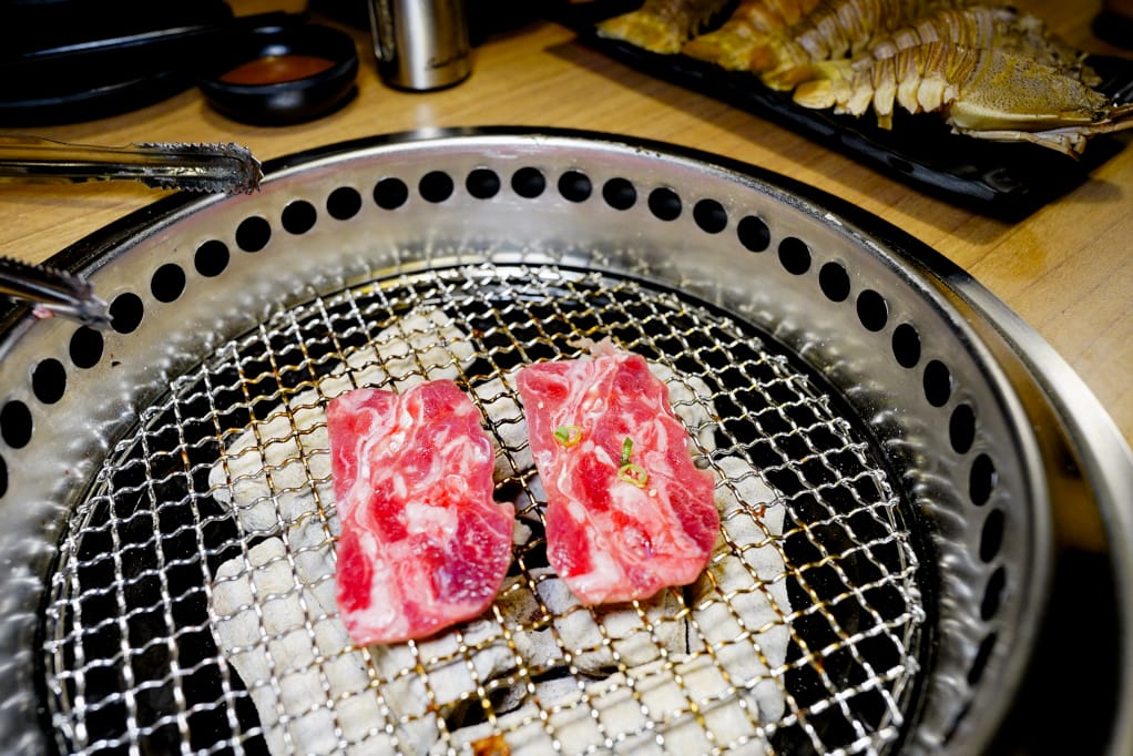 美食|新北板橋 燒肉殿(板橋旗艦店) 高檔海鮮、日本和牛、澳洲和牛燒肉吃到飽 板橋吃到飽餐廳推薦! - 第24張圖 美食|新北板橋 燒肉殿(板橋旗艦店) 高檔海鮮、日本和牛、澳洲和牛燒肉吃到飽 板橋吃到飽餐廳推薦!