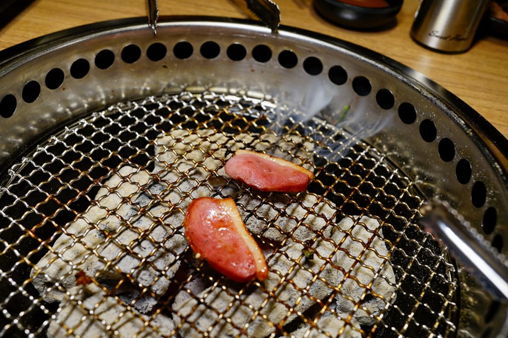 美食|新北板橋 燒肉殿(板橋旗艦店) 高檔海鮮、日本和牛、澳洲和牛燒肉吃到飽 板橋吃到飽餐廳推薦! - 第35張圖 美食|新北板橋 燒肉殿(板橋旗艦店) 高檔海鮮、日本和牛、澳洲和牛燒肉吃到飽 板橋吃到飽餐廳推薦!