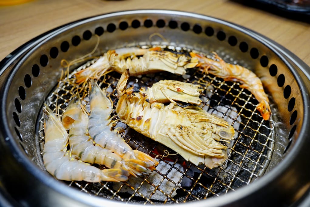 美食|新北板橋 燒肉殿(板橋旗艦店) 高檔海鮮、日本和牛、澳洲和牛燒肉吃到飽 板橋吃到飽餐廳推薦! - 第30張圖 美食|新北板橋 燒肉殿(板橋旗艦店) 高檔海鮮、日本和牛、澳洲和牛燒肉吃到飽 板橋吃到飽餐廳推薦!
