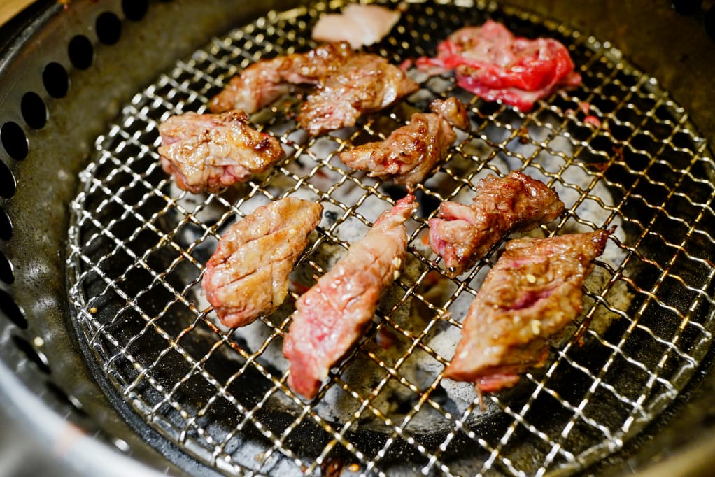 美食|新北板橋 燒肉殿(板橋旗艦店) 高檔海鮮、日本和牛、澳洲和牛燒肉吃到飽 板橋吃到飽餐廳推薦! - 第40張圖 美食|新北板橋 燒肉殿(板橋旗艦店) 高檔海鮮、日本和牛、澳洲和牛燒肉吃到飽 板橋吃到飽餐廳推薦!