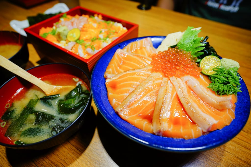 美食|桃園中壢 坐著做。海鮮丼飯專門店(威尼斯影城美食) 桃園最強海鮮丼飯推薦! - 第10張圖 美食|桃園中壢 坐著做。海鮮丼飯專門店(威尼斯影城美食) 桃園最強海鮮丼飯推薦!