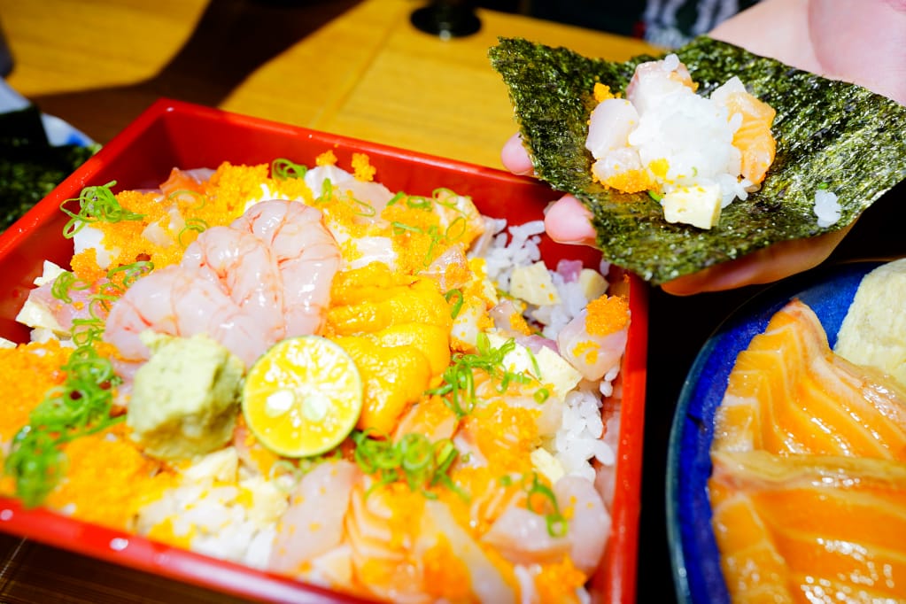 美食|桃園中壢 坐著做。海鮮丼飯專門店(威尼斯影城美食) 桃園最強海鮮丼飯推薦! - 第16張圖 美食|桃園中壢 坐著做。海鮮丼飯專門店(威尼斯影城美食) 桃園最強海鮮丼飯推薦!