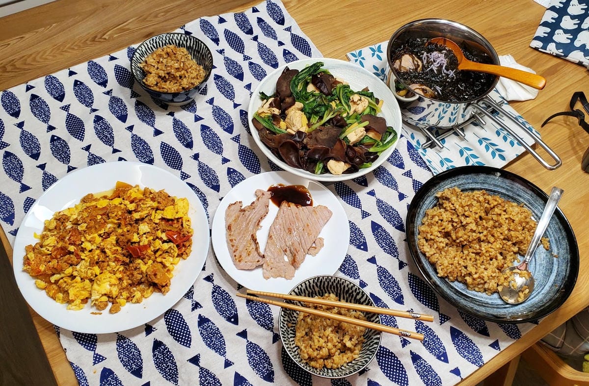 料理|三機食品 Sungift三機植物肉 植物肉懶人料理食譜-起司蛋漢堡、香菇滷肉、絞肉蕃茄炒蛋 - 第28張圖 料理|三機食品 Sungift三機植物肉 植物肉懶人料理食譜-起司蛋漢堡、香菇滷肉、絞肉蕃茄炒蛋