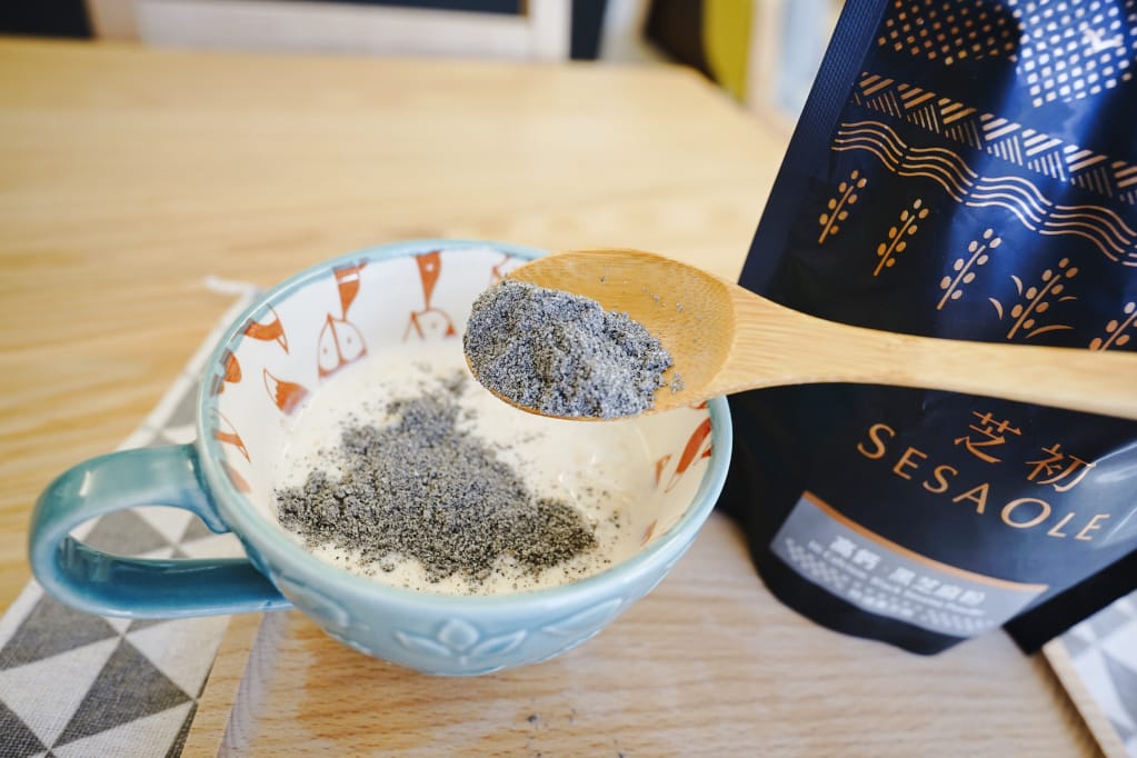 料理|孕期補鈣法寶-芝初Sesaole 高鈣黑芝麻粉 黑芝麻無糖豆漿燕麥片、黑芝麻燕麥優格水果 - 第7張圖 料理|孕期補鈣法寶-芝初Sesaole 高鈣黑芝麻粉 黑芝麻無糖豆漿燕麥片、黑芝麻燕麥優格水果