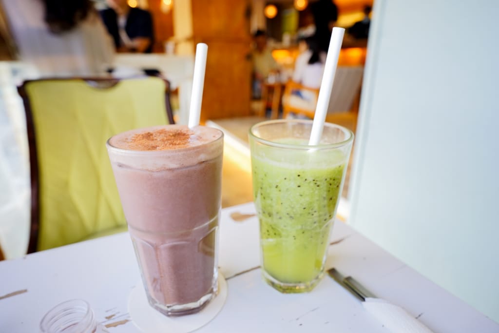 美食｜新北淡水 Ancre café 安克黑 咖啡 淡水景觀咖啡廳推薦！麻吉鬆餅超好吃~