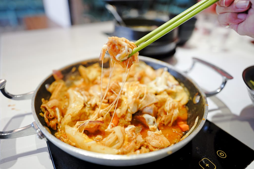 美食｜Re: POKE & POT 夏威夷沙拉｜海鮮丼飯(公館店) 台大商圈新開餐廳推薦！
