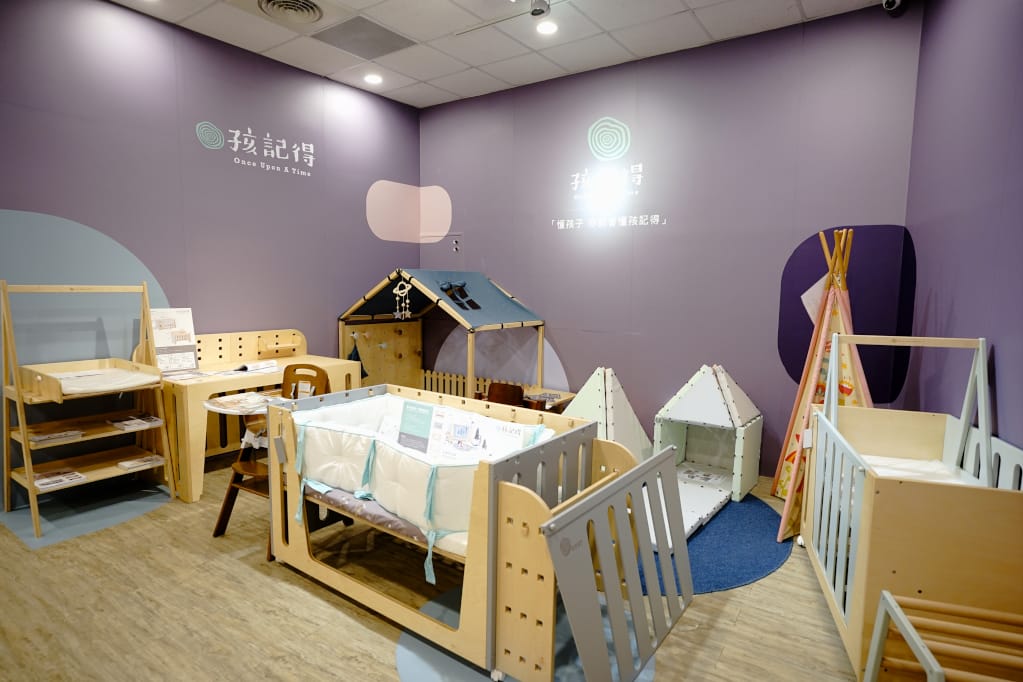 購物｜雙北最大精品婦嬰用品生活館 中和娃娃世界台北旗艦店  育兒用品購買好去處-汽座、推車、嬰兒床